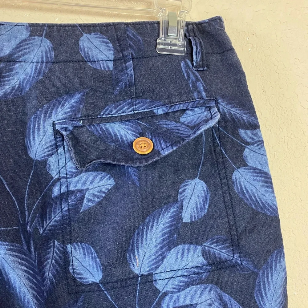 J. Crew Blue Leaf Print Linen Blend Flat Front Shorts Size 34”